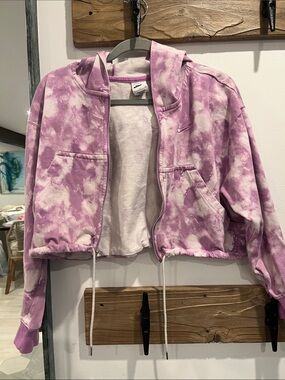 Nike beautiful purple color size small